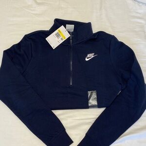 NWT Women’s Nike Small Navy Quarterzip